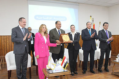 دار المنظومة ترعى مؤتمر كلية الآداب بجامعة عين شمس 2025